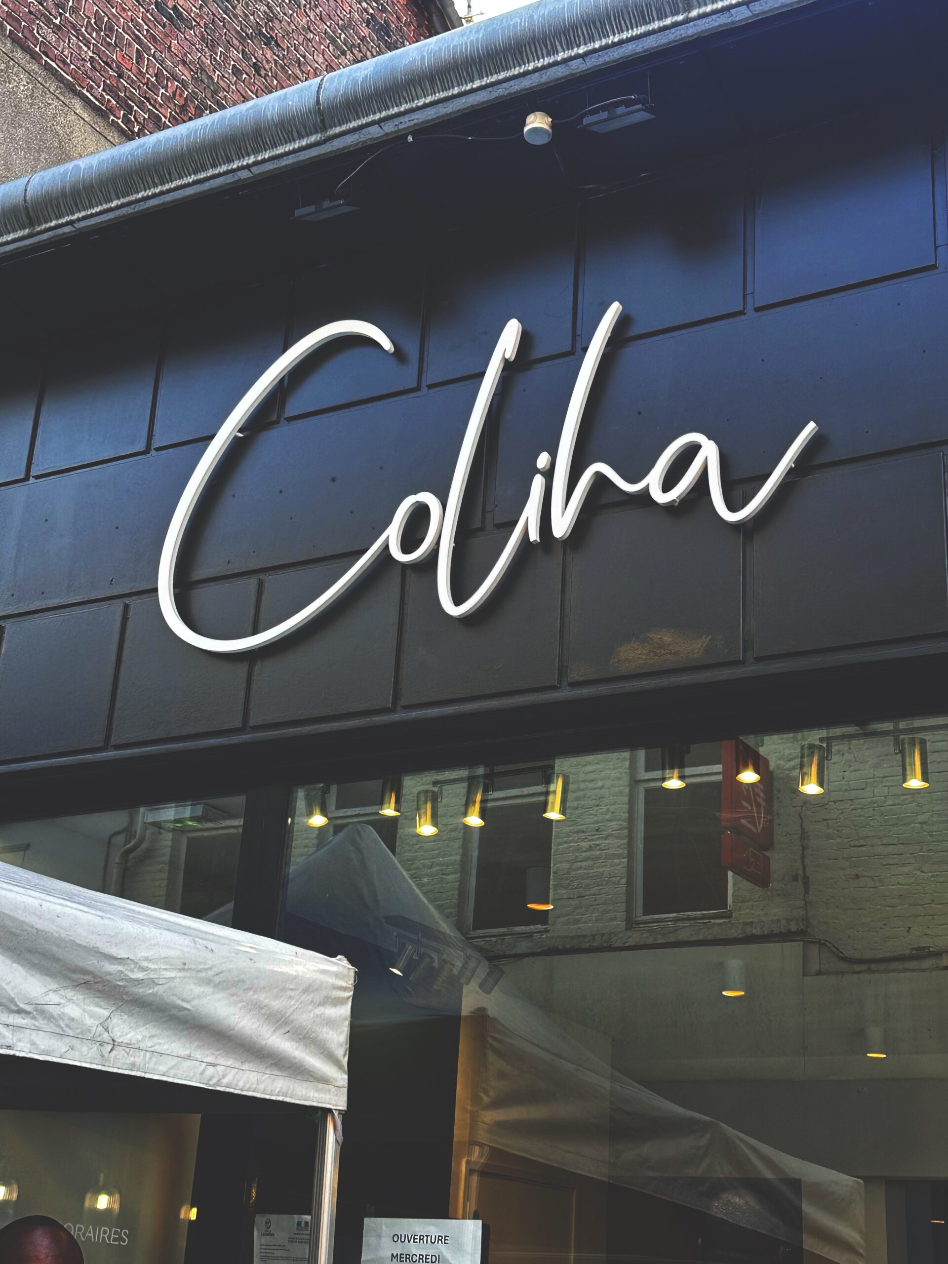 L'enseigne COLIHA Traiteur à Linselles